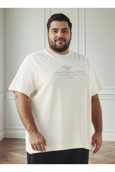 FAV تي شيرت رجالي مطبوع بأكمام قصيرة ورقبة دائرية وقصة عادية