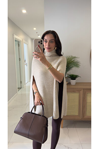 BİRCANÇİL Zorenn Ecru Poncho Knitwear