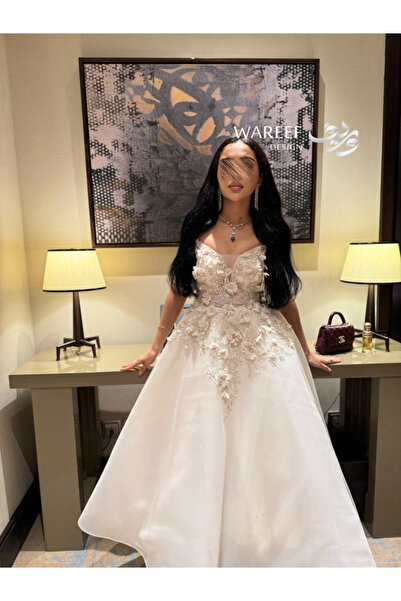 MAC CENTER Long white evening dress with hand embroidery and 3D flowers