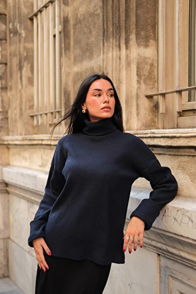 FOR YOU MODA Marineblaue Bluse mit Ärmeldetails