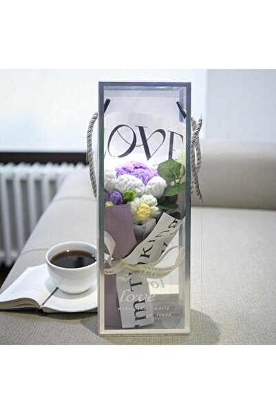 Kuzey Tacı Mini buchet de mână, tricotat manual, cu cutie cadou transparentă,...