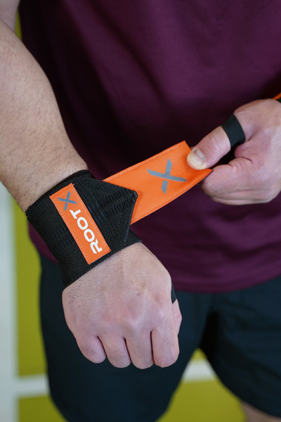 ROOTX أربطة المعصم باللون الأسود والبرتقالي عبوة من قطعتين