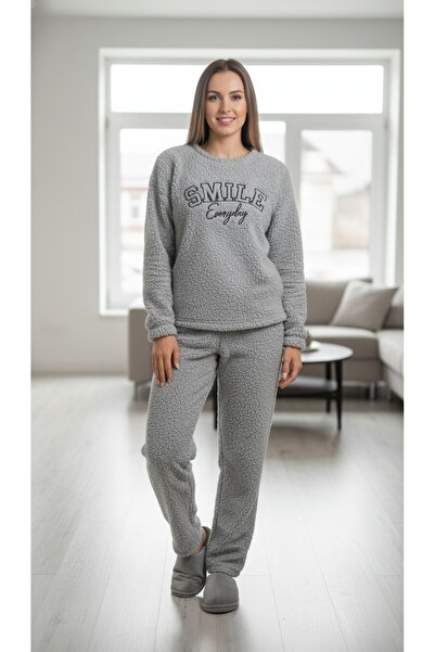 gigigiyim Smile Printed Welsoft Women's Pajama Set