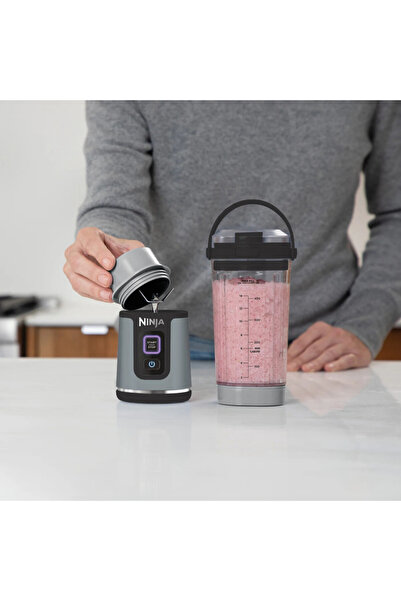 NINJA Blender portabil Blast BC151EUBK, 7.4W, 530ml, 6 lame din oțel, Ice Crush, 10 cicluri, USB-C, negru