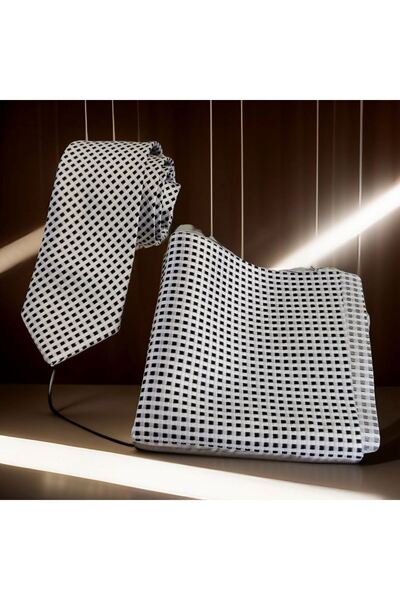 Exve Exclusive White and Black Lattice Knitted Patterned Soft Tie and Handkerchief Set with Gift Box