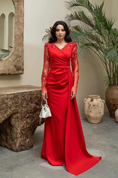 Serica Moda Red Handle Embroidered D Draped Tailed Evening Dress