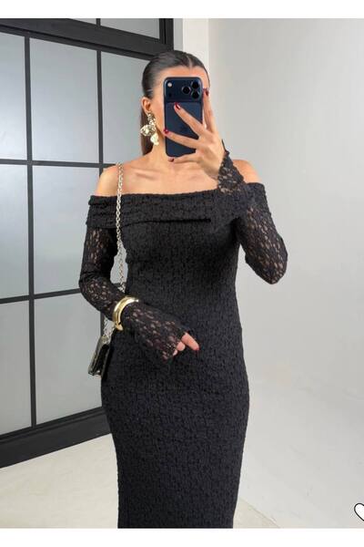 manana fashion Madonna Collar Lace Maxi Dress