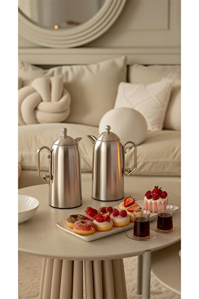 Generic 1-liter tea and coffee thermos set with a royal design