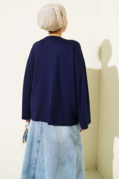 Smy moda Basic Blouse with Wrist Embroidery and Crew Neck