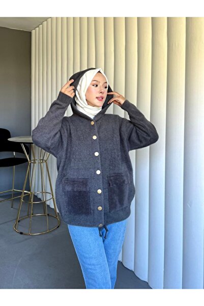 Queensland Women's Oversize Hooded Long Sleeve Knitwear Cardigan