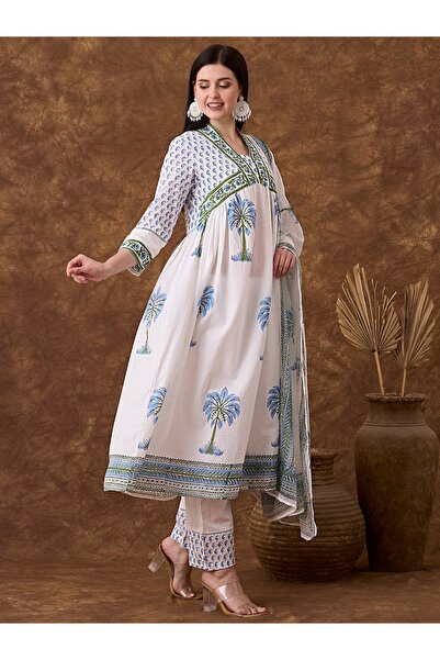 PRIYA'S PANACHE Women's Ethnic Floral Embroidered A-Line Kurta Set with Pants & Dupatta - White