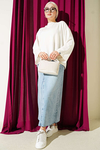 Smy moda Basic Blouse with Wrist Embroidery and Crew Neck