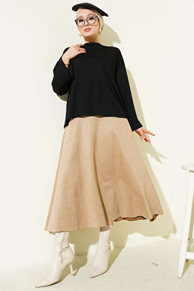 Smy moda Basic Blouse with Wrist Embroidery and Crew Neck