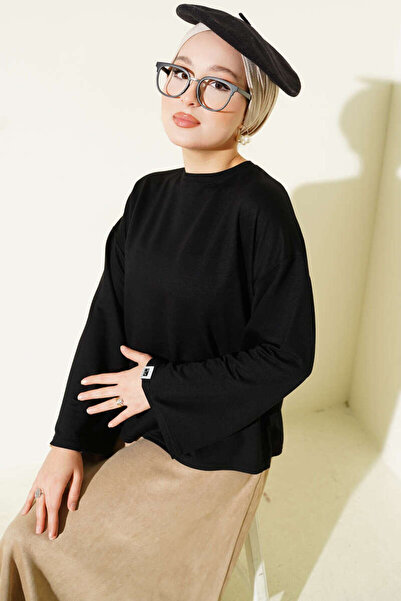 Smy moda Basic Blouse with Wrist Embroidery and Crew Neck