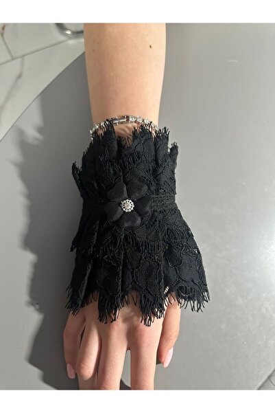 nata LACE CUFFS 2