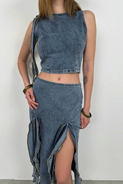 GENCULUS Ruffle Detail Denim Blouse