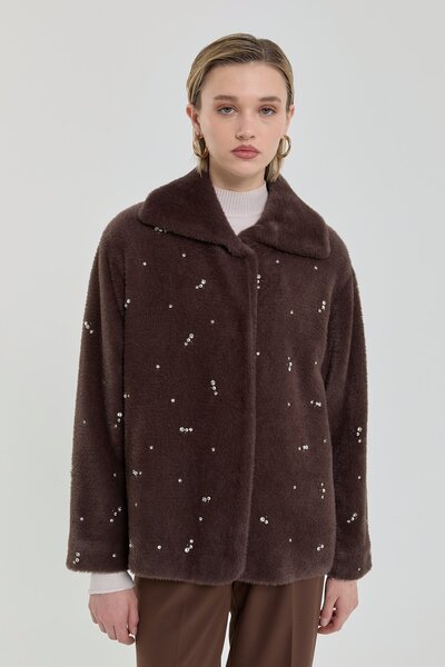 Nihan Parlak Taşlı Geniş Yakalı Angora Kaban Kahve