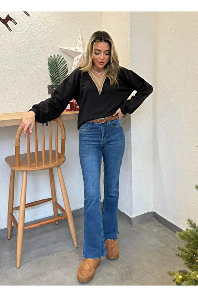 GENCULUS Women's Long Sleeve V Lace Neck Unrivaled Three Thread Blouse