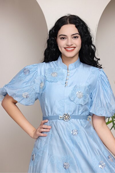 berlanty Evening midi dress with shimmering floral details - sky blue