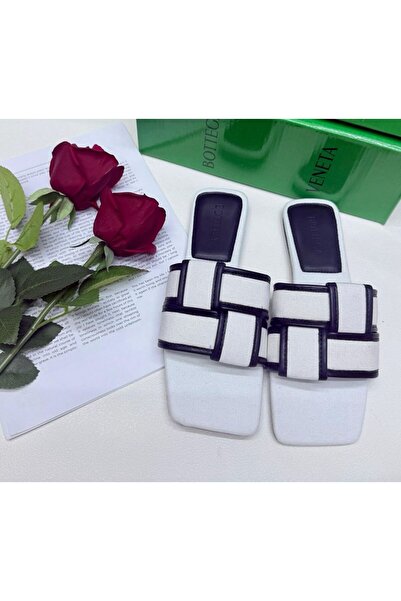 essentialneedsforall ✨ Women’s Chic Woven Slip-On Flat Sandals ✨ 📝 Description