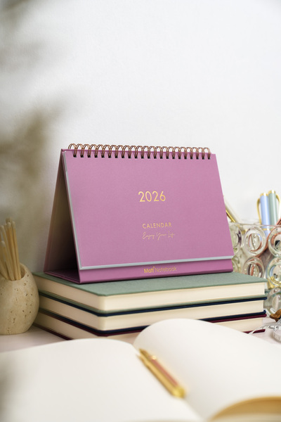 Matt Notebook 2026 Masaüstü Planlayıcı Takvim Bordo