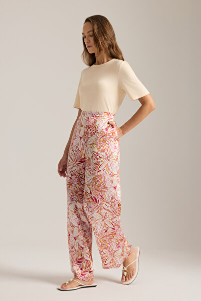 Aker Desenli Arka Beli Lastik Detaylı İpek Pantolon