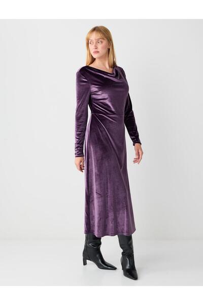 Jimmy Key Rochie lungă din catifea din material subțire cu mâneci lungi și decolteu în formă de prune
