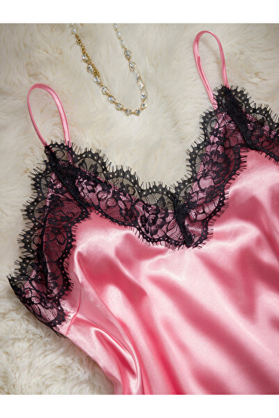 Take Two By Styli Women's Plus Size Lace Trim Cami Top With Shorts Pajama Set