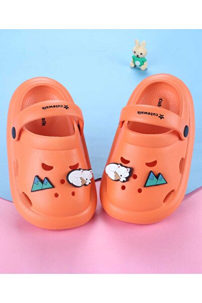 Cute Walk by Babyhug قباقيب بشريط خلفي وتطريز ثعلب - لون خوخي