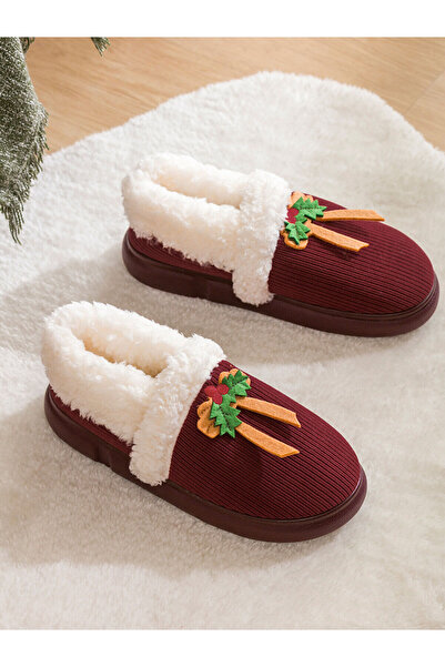 LC Waikiki Vizyon Yeni Sezon Yılbaşı Temalı Pelüş Kadın Ev Botu