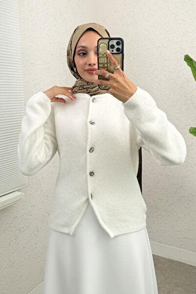 Salih Çelebi Crew Neck Buttoned Knitwear Cardigan 07295 - White