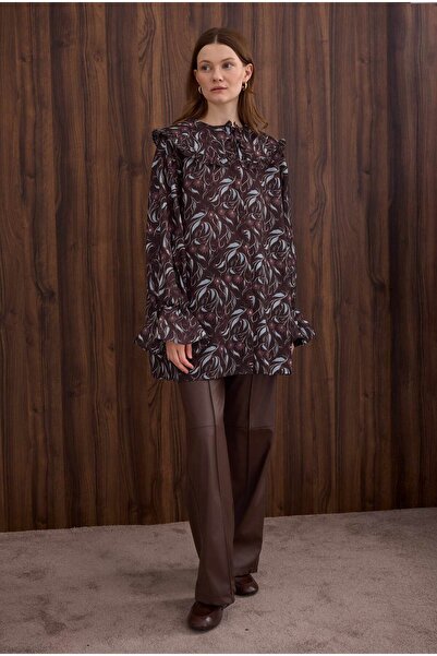 HEQA Collar Detailed Shirt Carnation Pattern