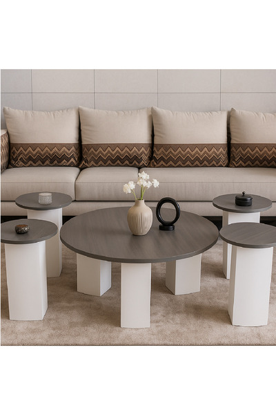 Almonfared table set