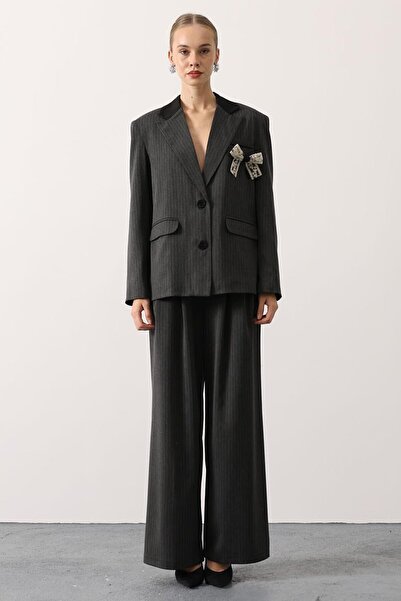 VAGGON Women's Anthracite Striped Jacket with Bow Detail and Palazzo Pants Sets Vs01625