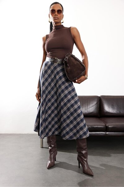 5in1Canpolat Navy Blue Plaid Patterned Midi Skirt 4086