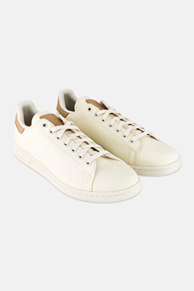 adidas Men Stan Smith Lace Up Outdoor Shoes, Off White