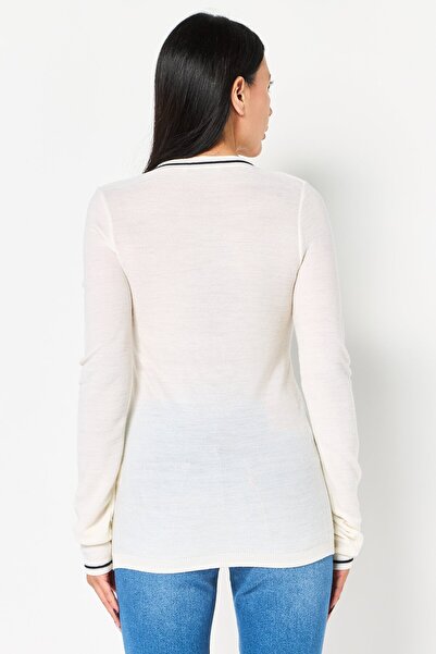 Lacoste Women V-Neck Brand Logo Sweater, Cream