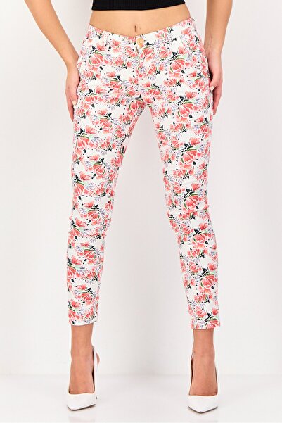 Reiko Women Cropped Fit Flora Print Chino Pants, Multicolor