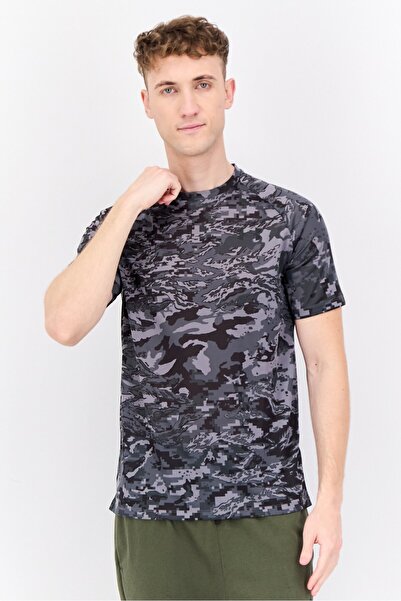 Under Armour Men Sportswear Fit Short Sleeves Outdoor T-Shirt, Dark Green