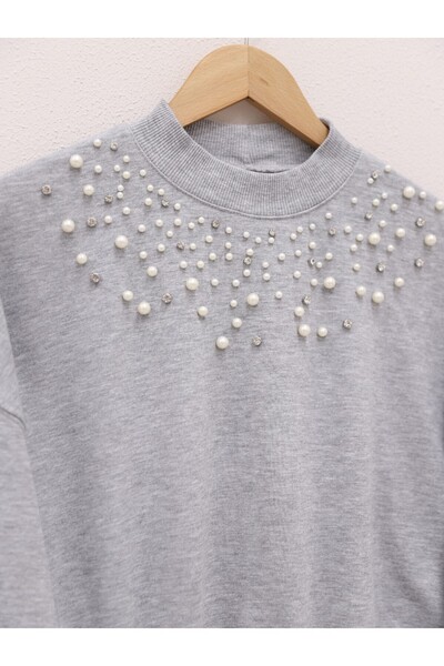 HİJABAYA Μισόχρωμο πουλόβερ με πέτρες στο μπροστινό μέρος