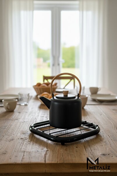 METALİZ YENİLİKÇİ TASARIMLAR Trivet, Metal Trivet for Hot Pots under Teapot Square Round Black