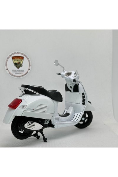 MotoGarage Vespa Gts 300 1:12 Diecast Model – Licensed Metal Replica Motorcycle