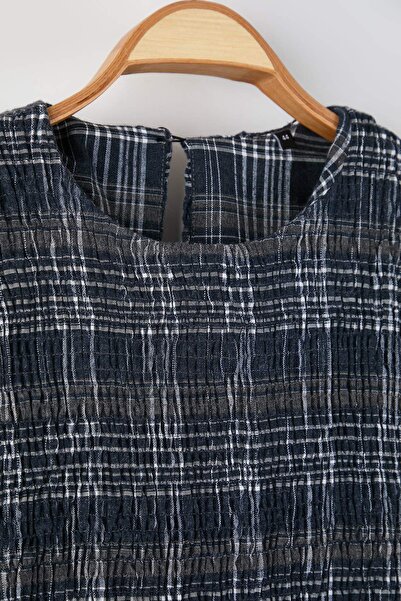 Trendyol Curve Multi-Colored Plaid Checkered Gipeli Mini Polyviscose Woven Plus Size Dress Tbbaw26Ah00087