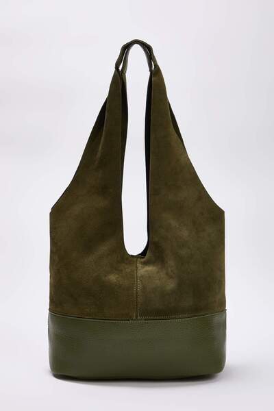 TRENDYOL SHOES Khakifarbene Midi-Umhängetasche aus echtem Leder mit Reißverschluss, erweiterbar, TAKAW26OC00048