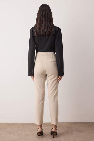 Trendyol Collection Light Beige Basic Cigarette Narrow Leg Woven Fabric Pants Twoss19St0038