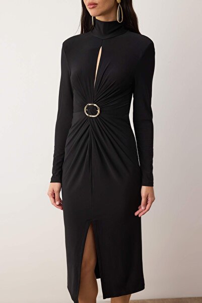 Trendyol Collection Black Cut Out Accessory Detail Knitted Midi Unlined Stylish / Evening Dress Tpraw26El00060