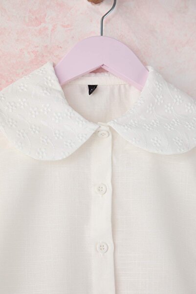 TRENDYOLKIDS Bílá dívčí kojenecká klopová tkaná košile Tkdaw25Go00012