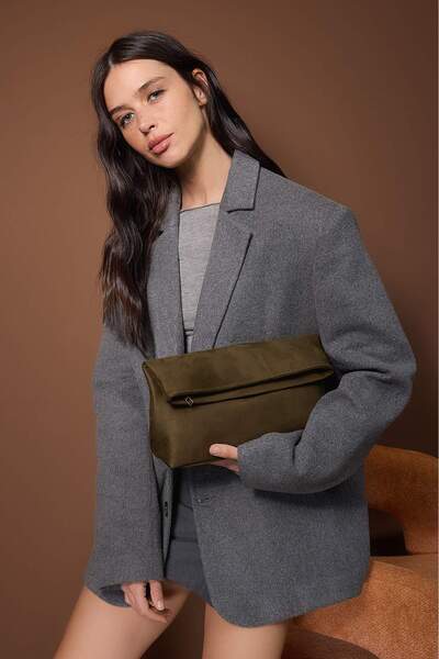 TRENDYOL SHOES Khaki Suede Women's Clutch Handbag Takaw26Py00008