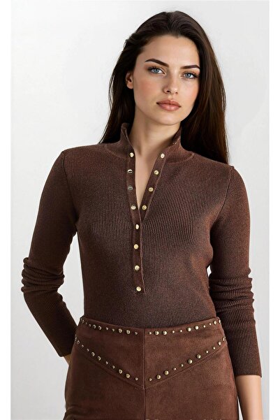 WeShaya Μπλούζα πλεκτό με μακρύ μανίκι με ραβδωτό γιακά σε καφέ χρώμα