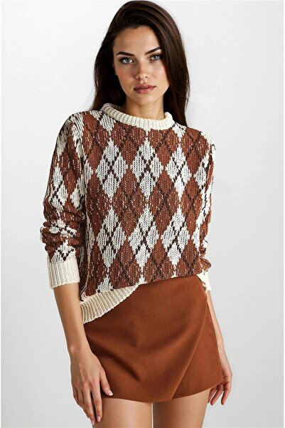 WeShaya Ecru Baklava Patterned Round Neck Long Sleeve Sweater